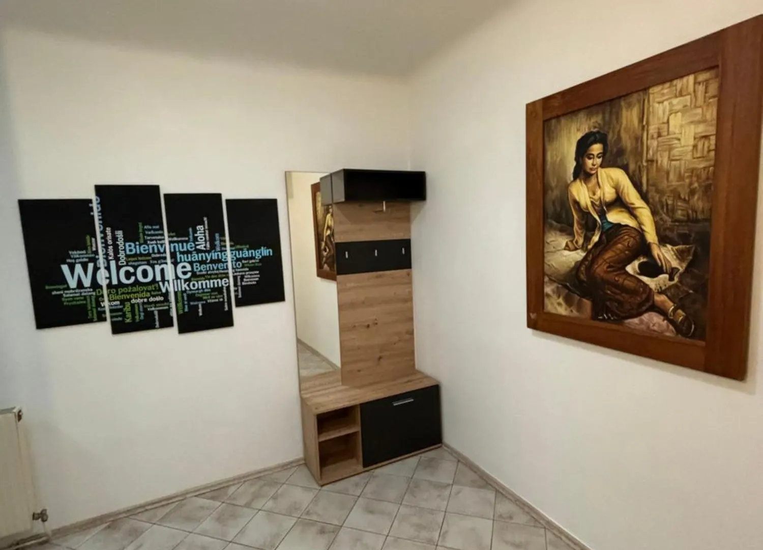 Cozy 2-Bedroom Retreat Near Subway And City Center Apartment